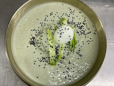 이조칼국수 대표 이미지